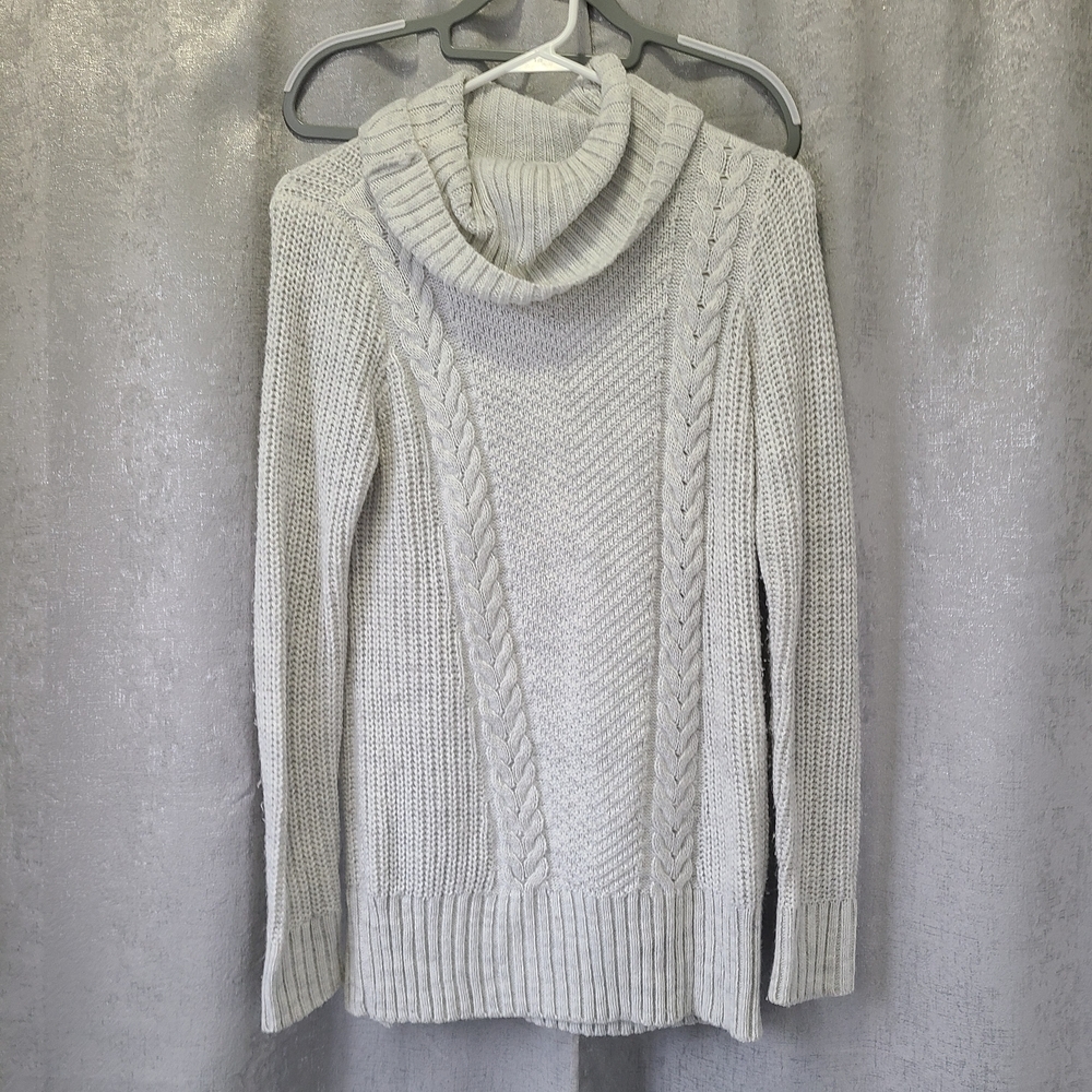 Maurices‎ Light Gray Cable Knit Turtleneck Sweater